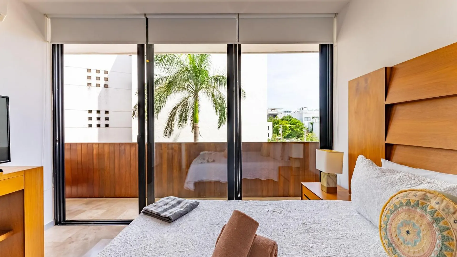 Kuxtal Luxury Condo With Rooftop Playa del Carmen Apartment